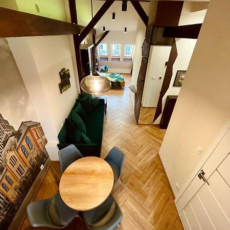 Long Attic Studio Posen Exterior foto